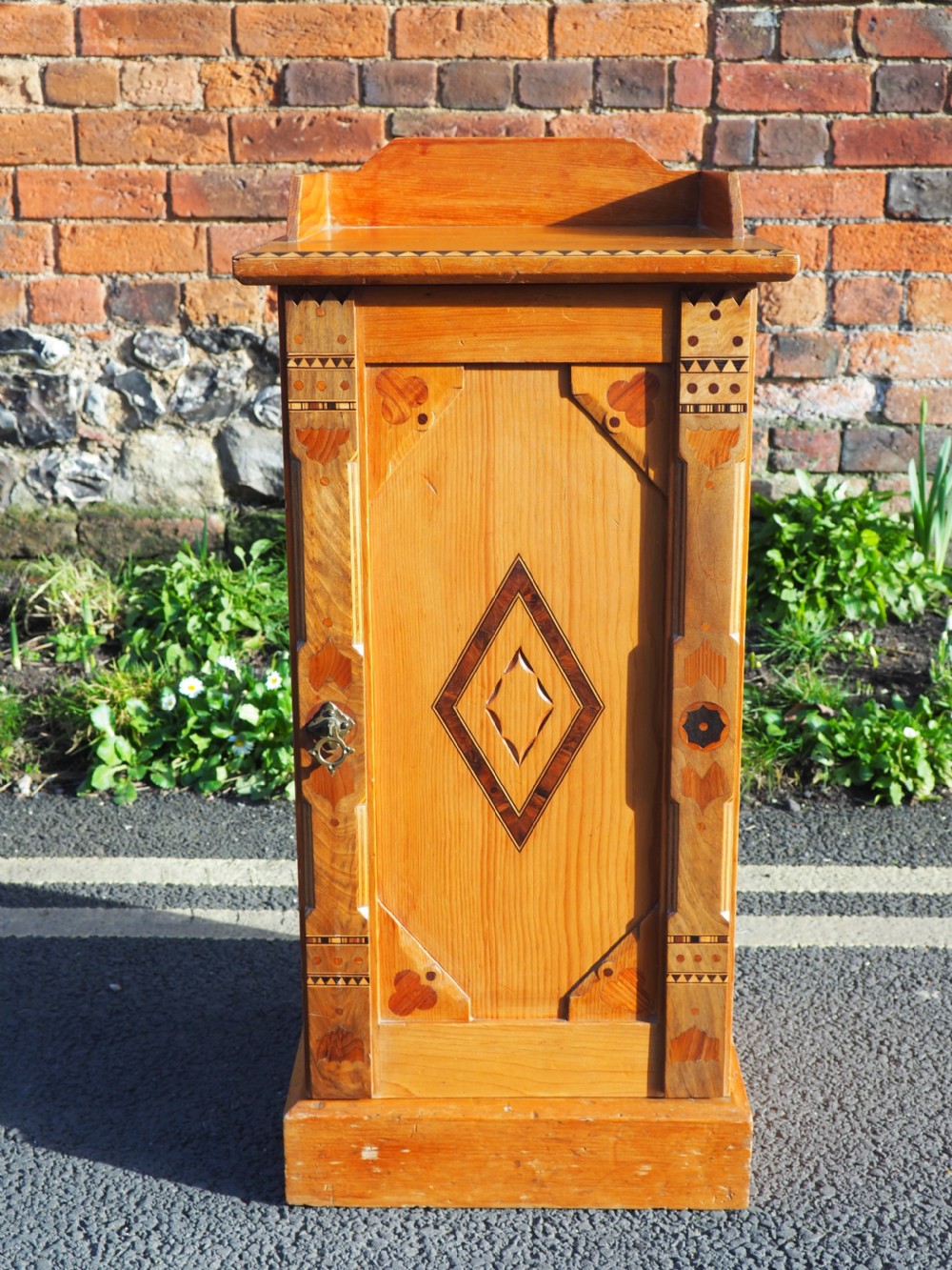 Aesthetic pine bedside cupboard