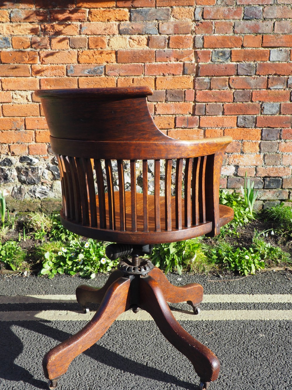 Oak revolving desk chair View III
