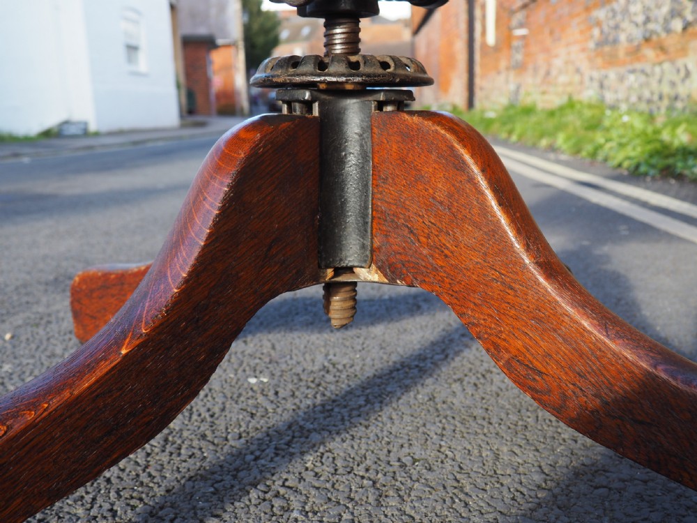 Oak revolving desk chair View X
