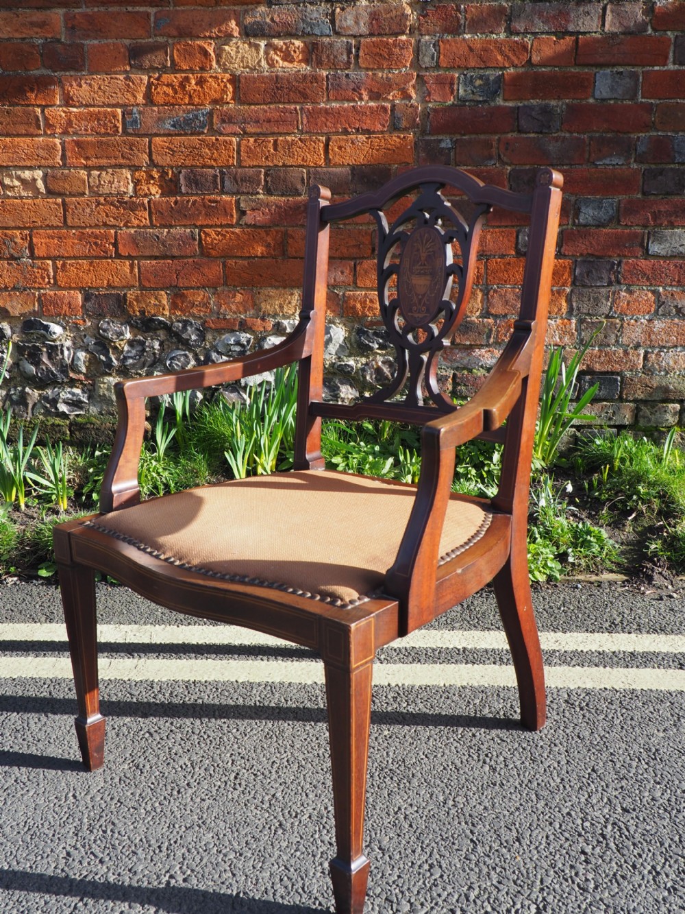 Small inlaid mahogany armchair