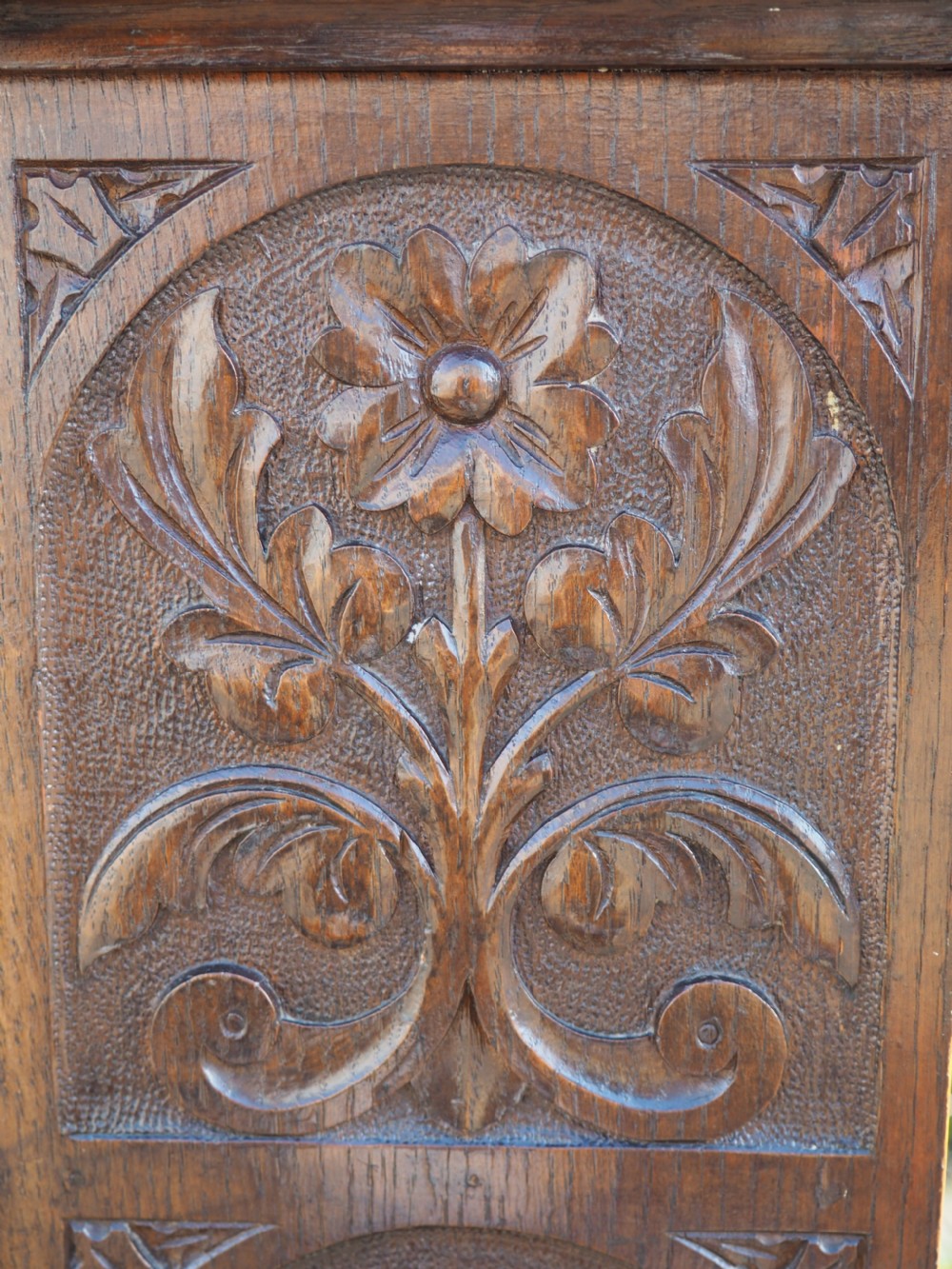 Oak revolving bookcase View II