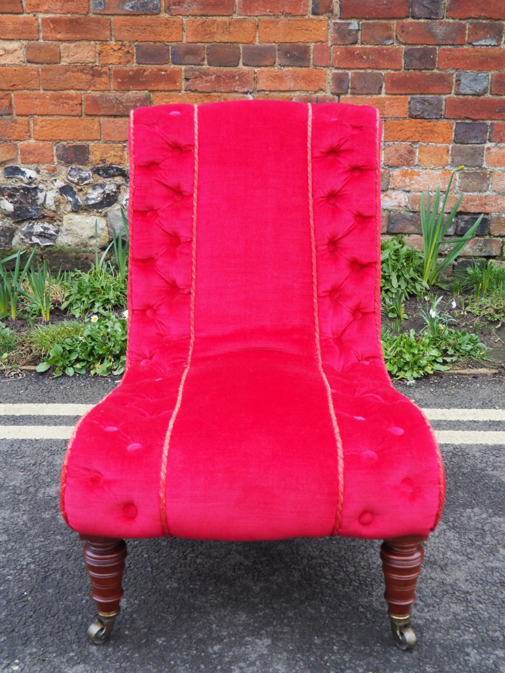 Victorian slipper chair View II