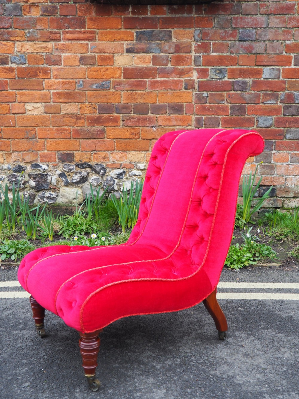 Victorian slipper chair View IV