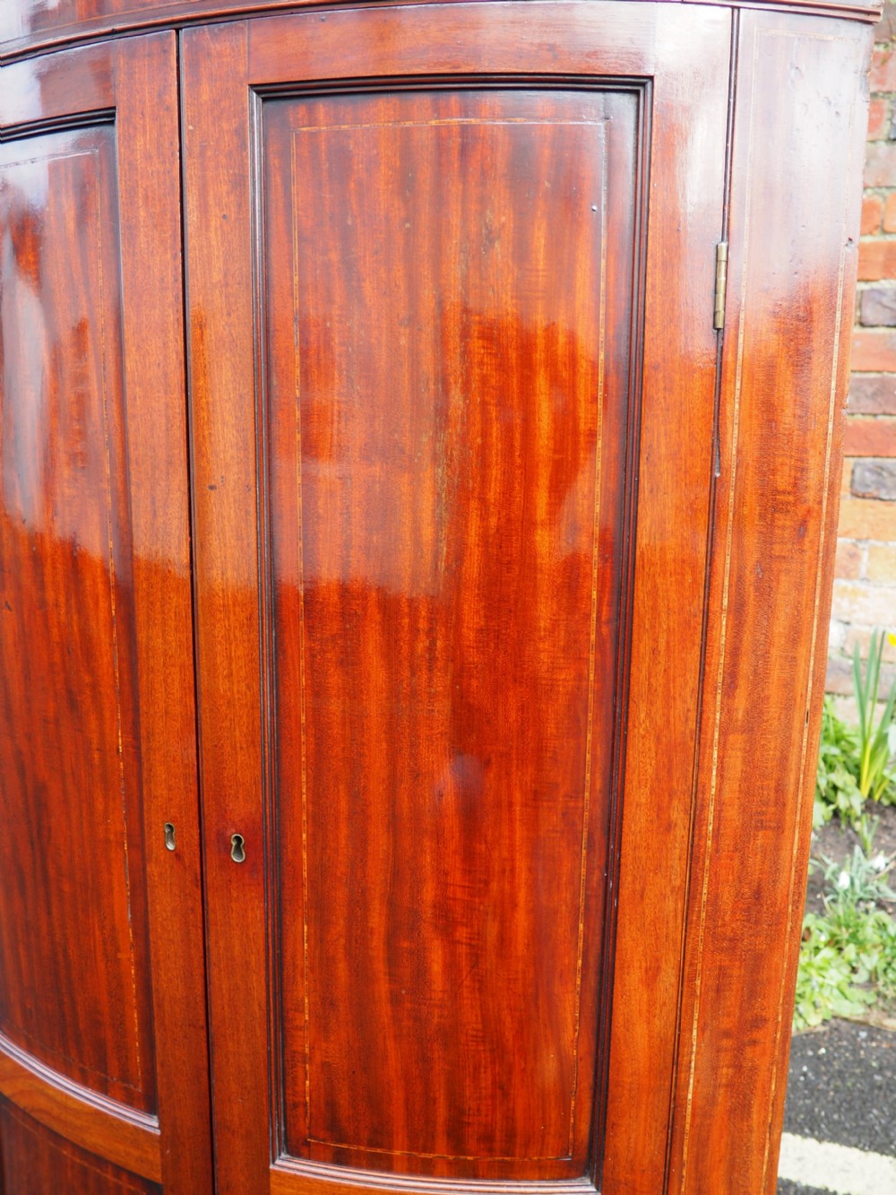 Georgian mahogany bowfronted hanging corner cupboard View VI