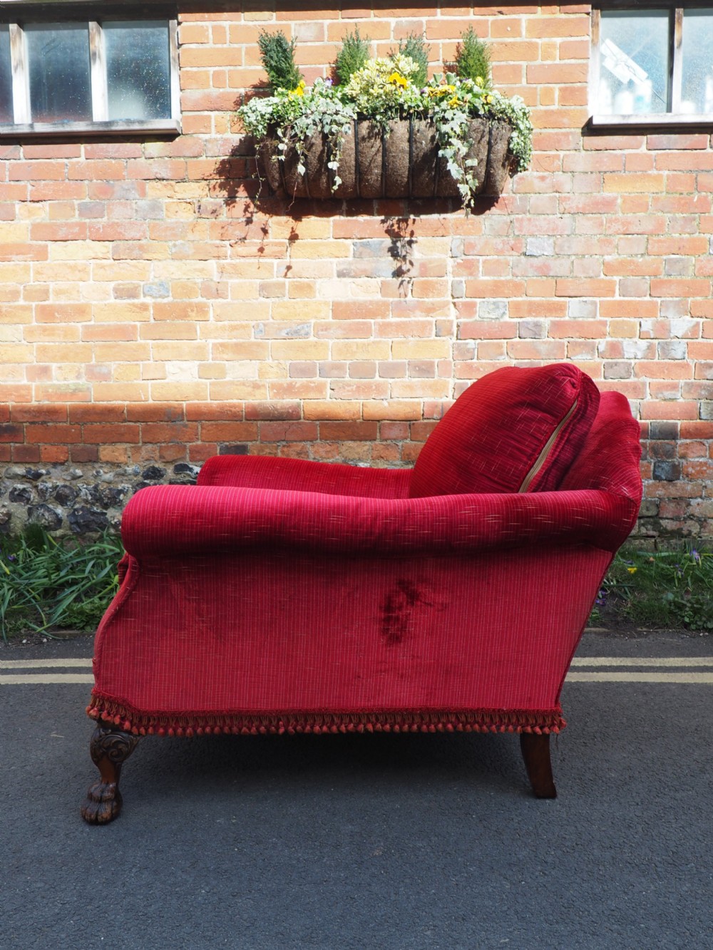 Pair of deep seated armchairs View V