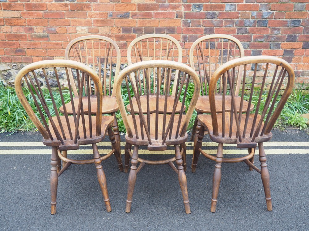 Set of six kitchen chairs View V