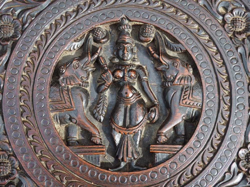 Indian elephant table View II