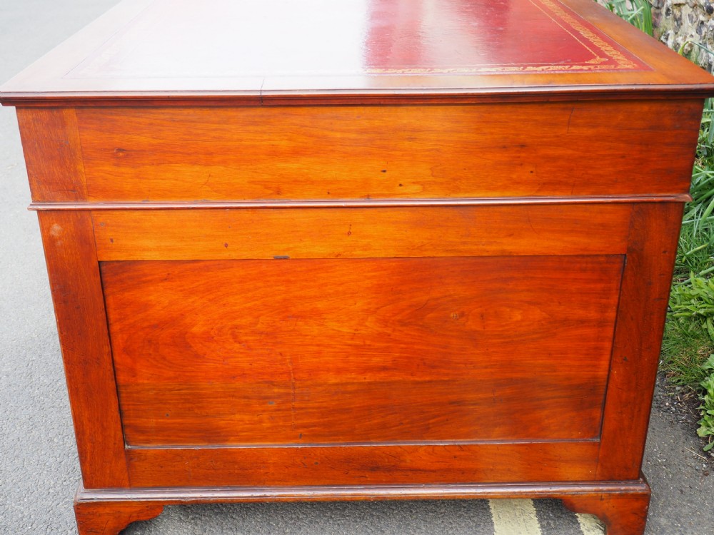 Edwardian mahogany pedestal desk View VI
