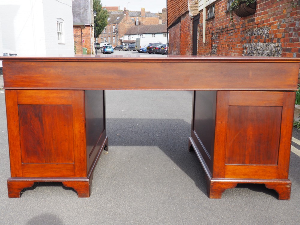 Edwardian mahogany pedestal desk View XIV