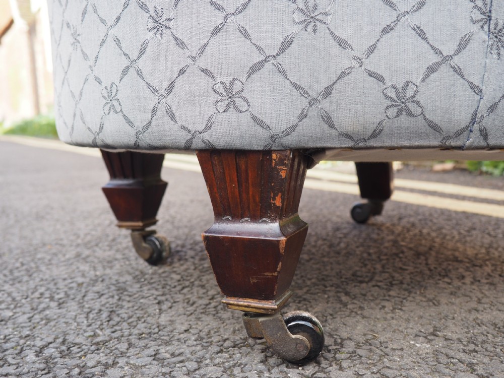 Small victorian armchair View IX