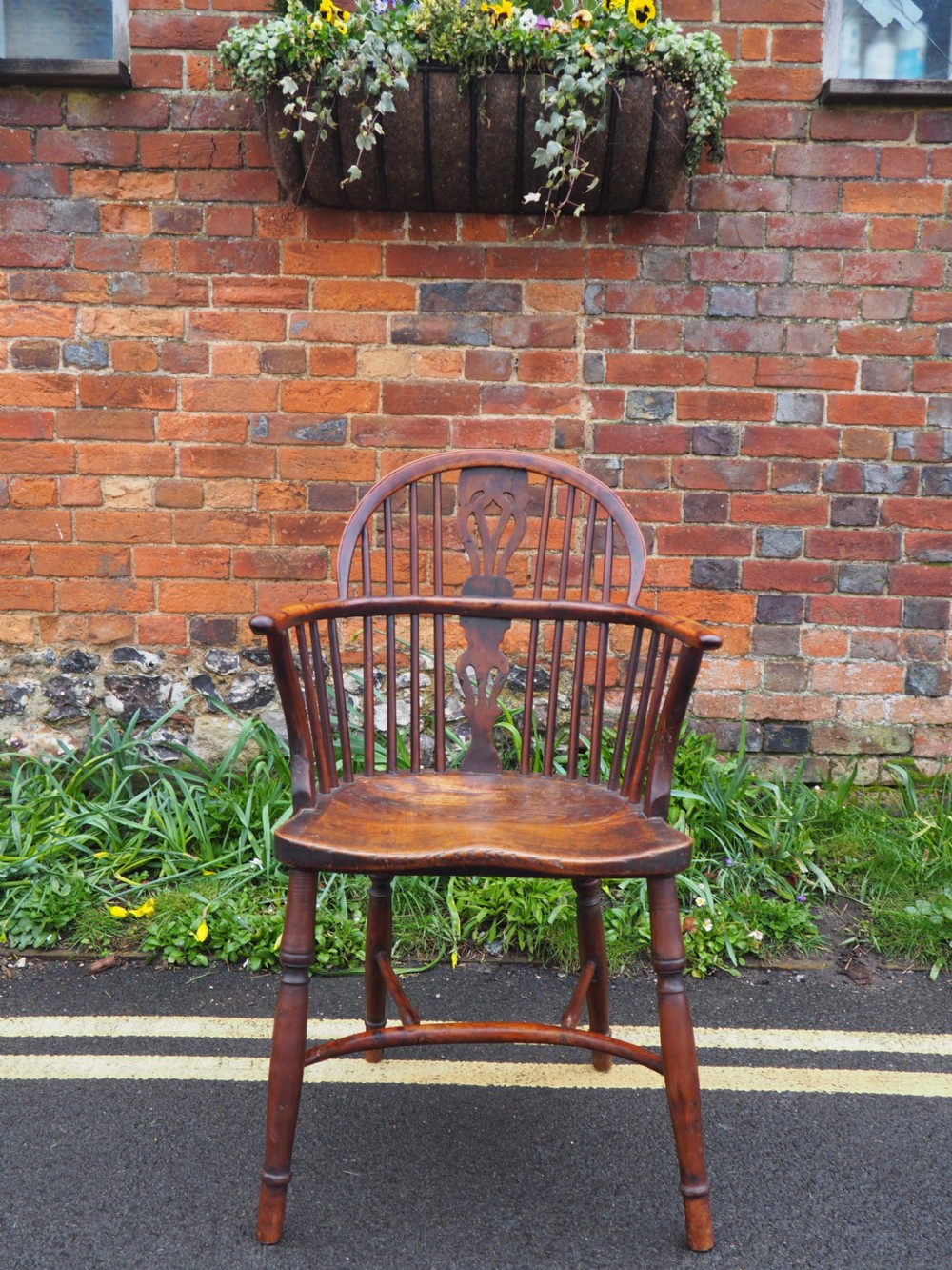 Yew windsor armchair