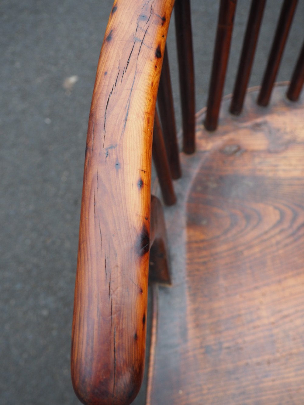 Yew windsor armchair View VIII
