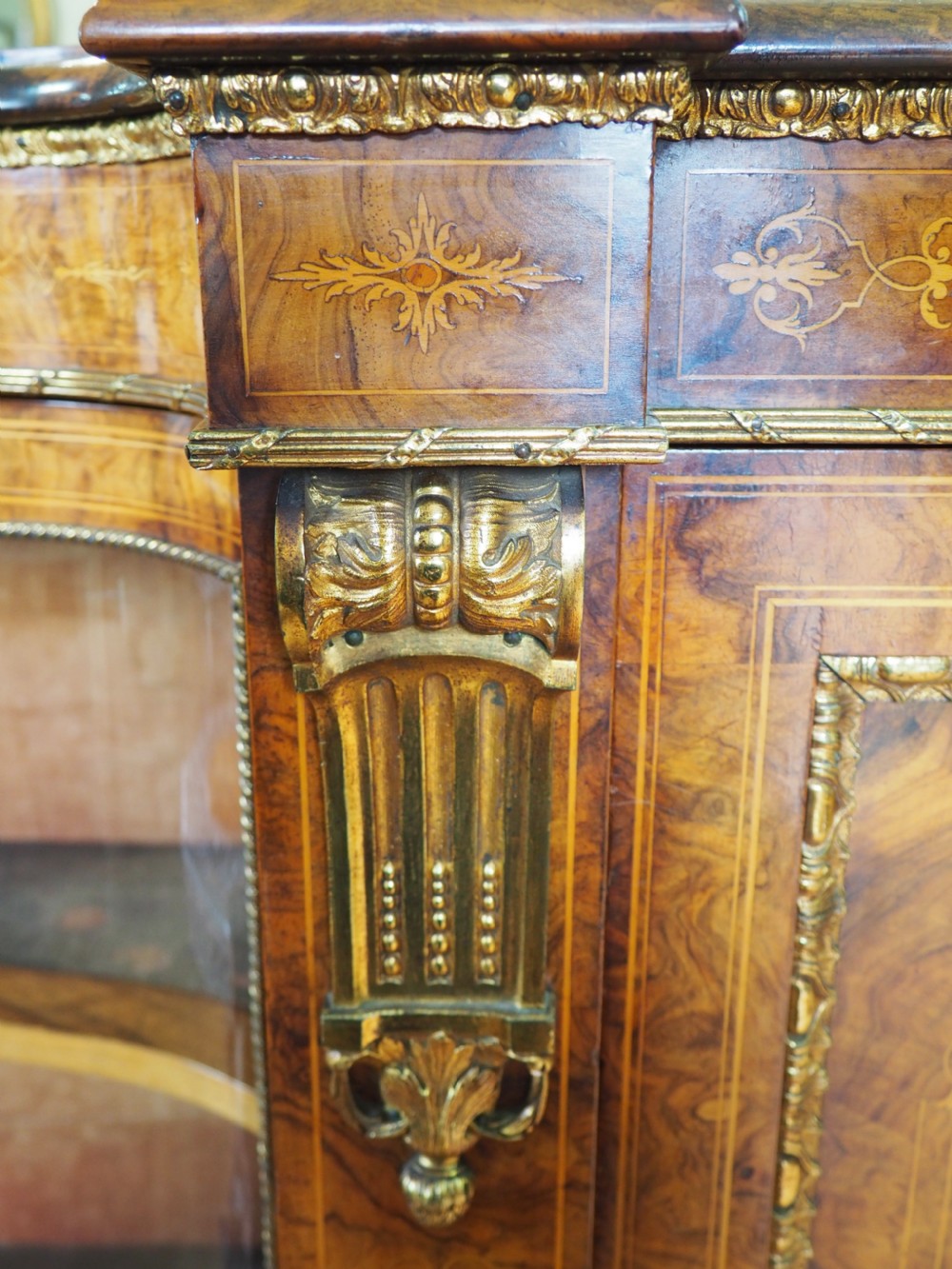 Victorian walnut credenza View XVIII