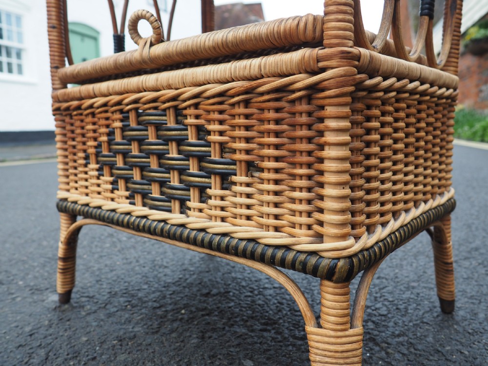Small woven cabinet View VII