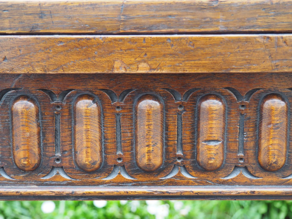Large oak draw leaf table View XIII