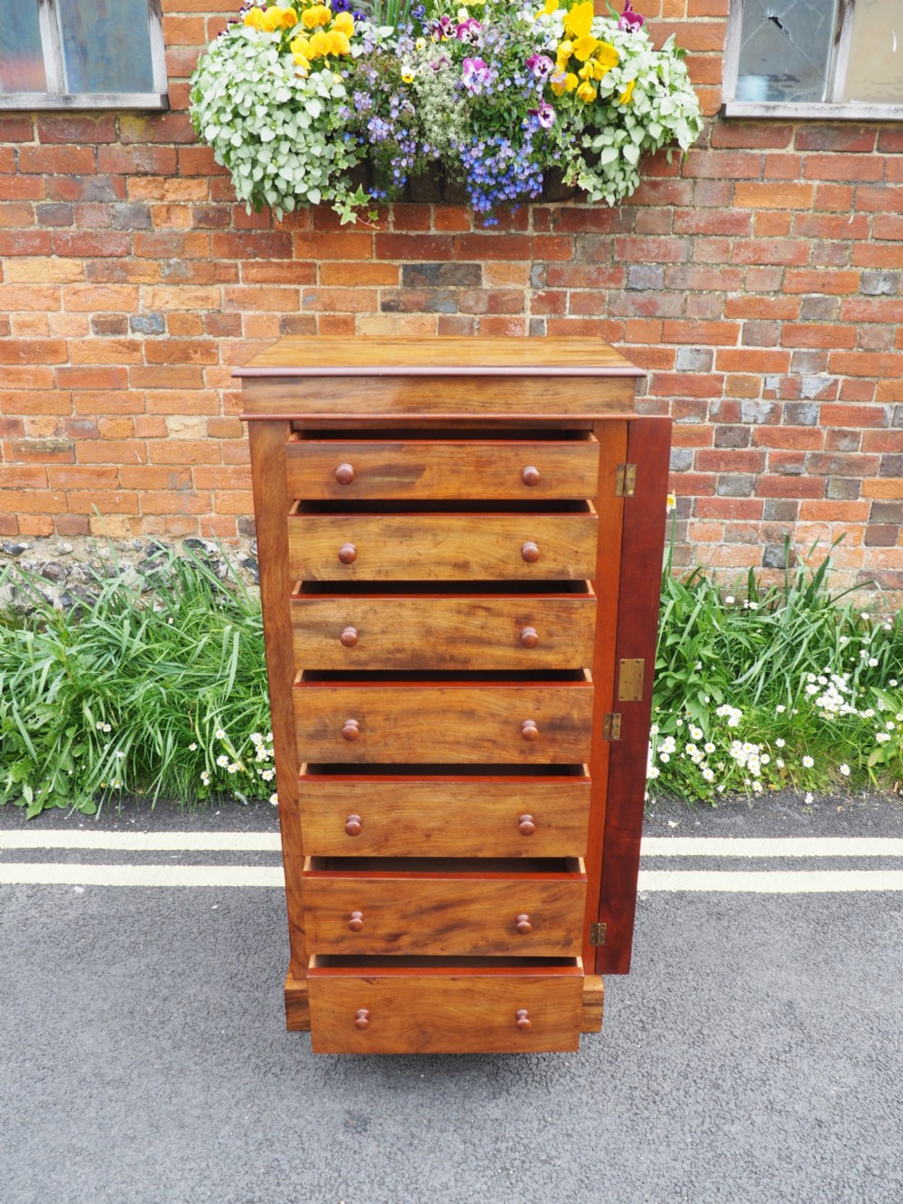 Victorian mahogany wellington chest View IV