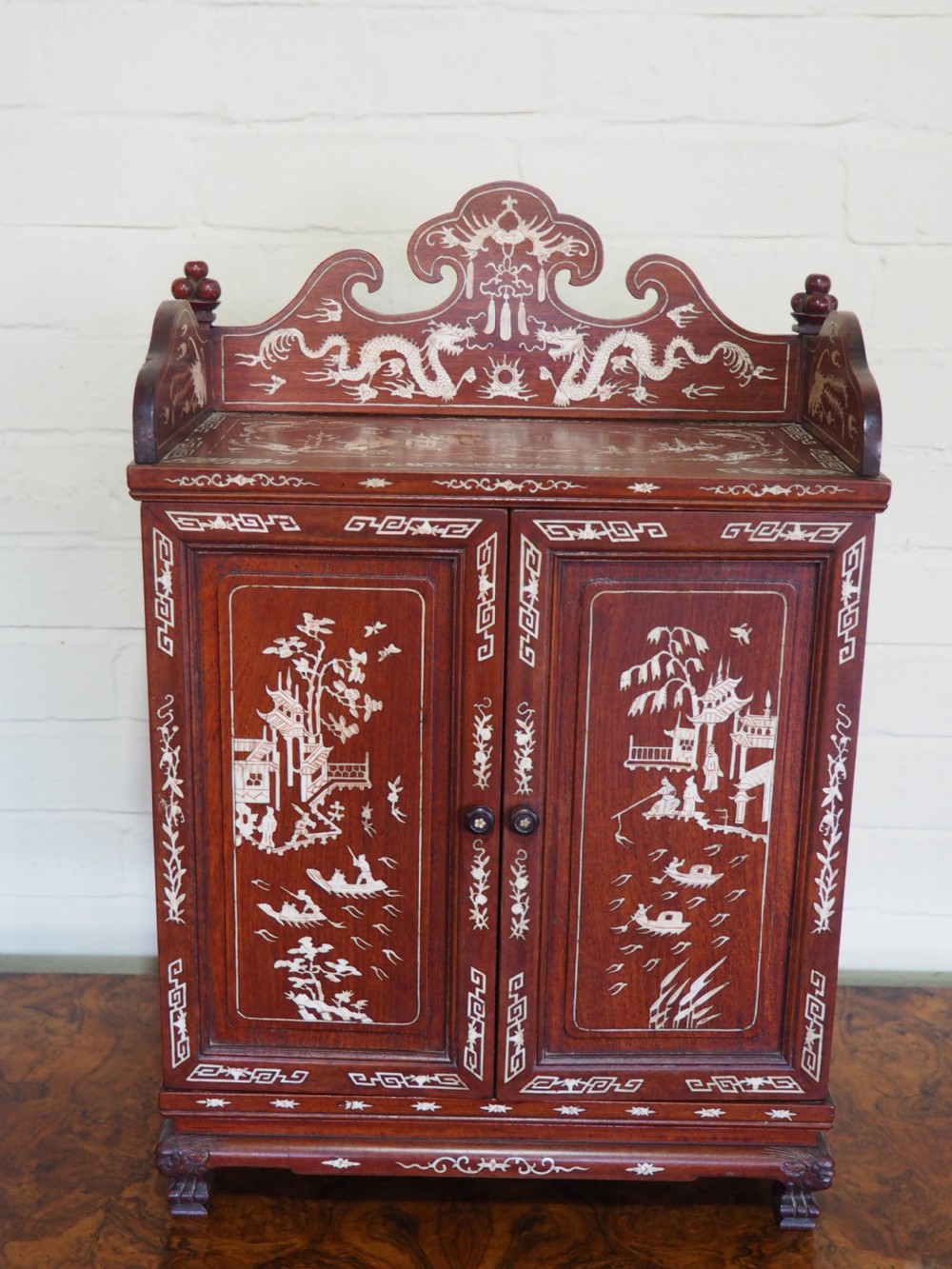 Chinese inlaid table cabinet