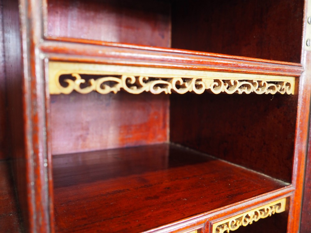 Chinese inlaid table cabinet View VII