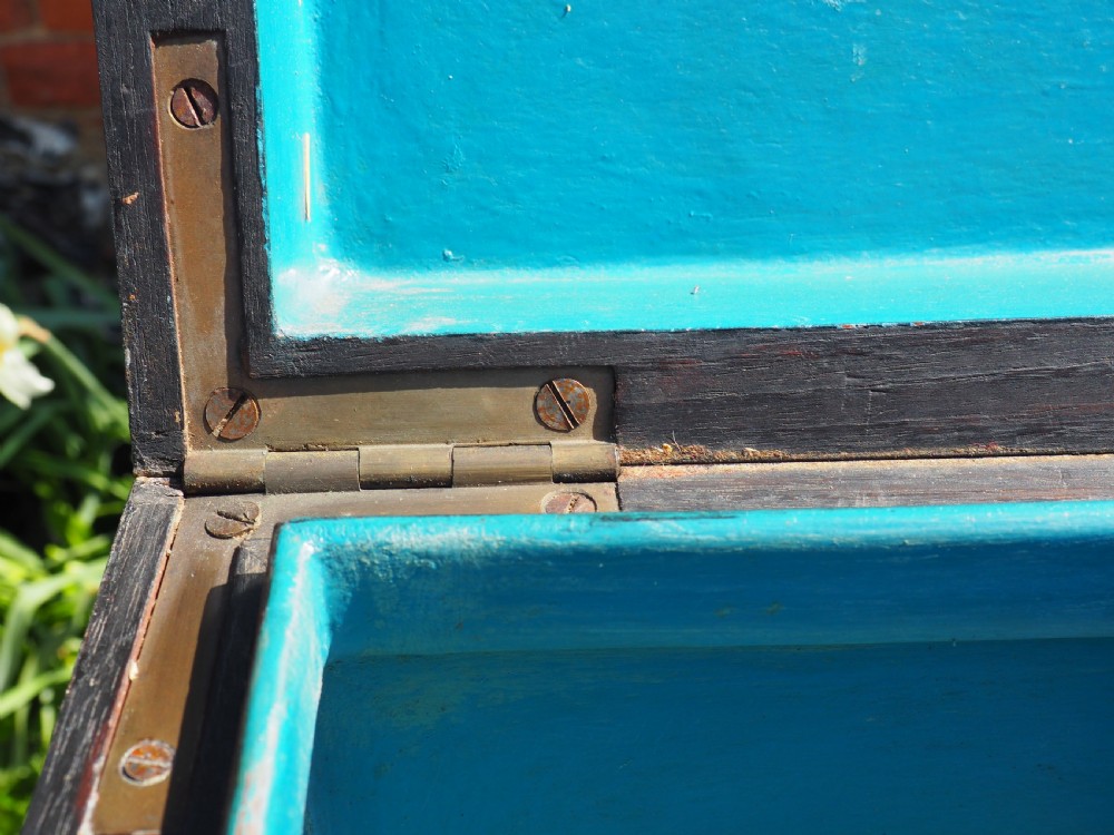 North Indian chest on stand View VI