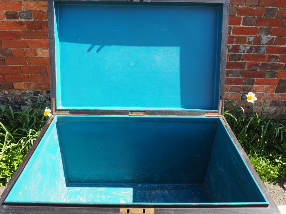 North Indian chest on stand View VIII