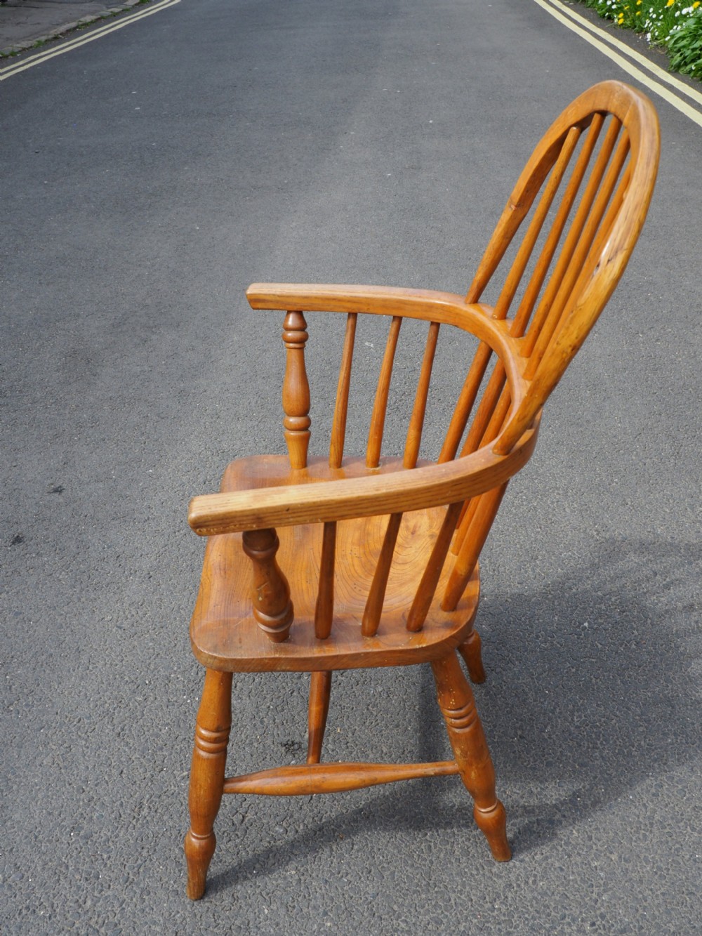 Child's Windsor armchair View IV