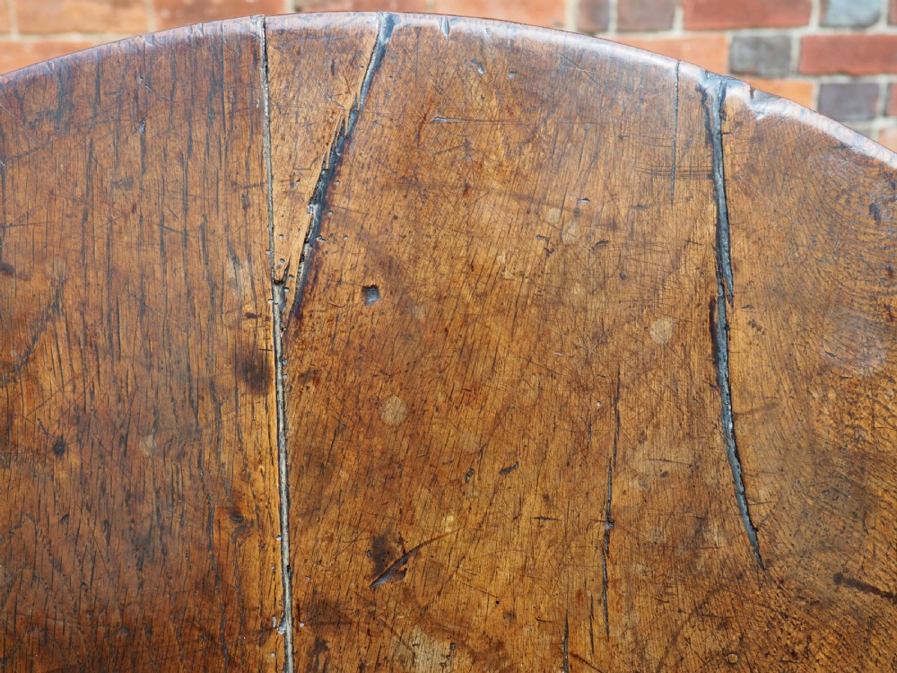 Oak cricket table View V