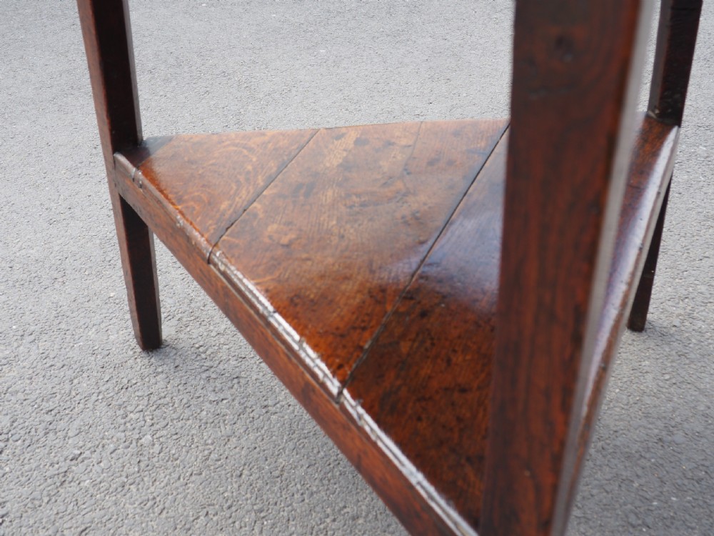 Oak cricket table View X