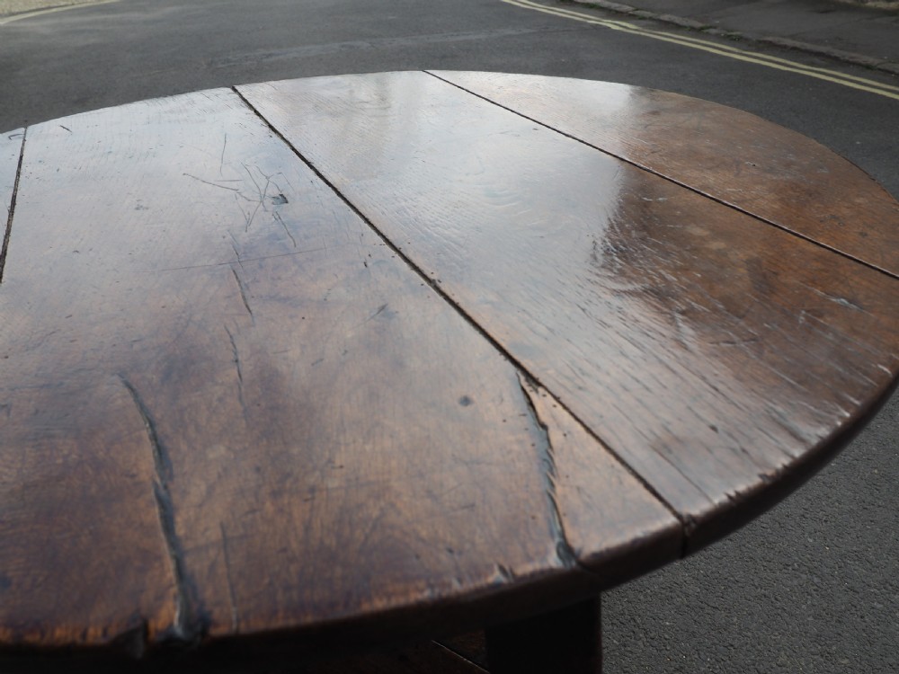 Oak cricket table View XIII
