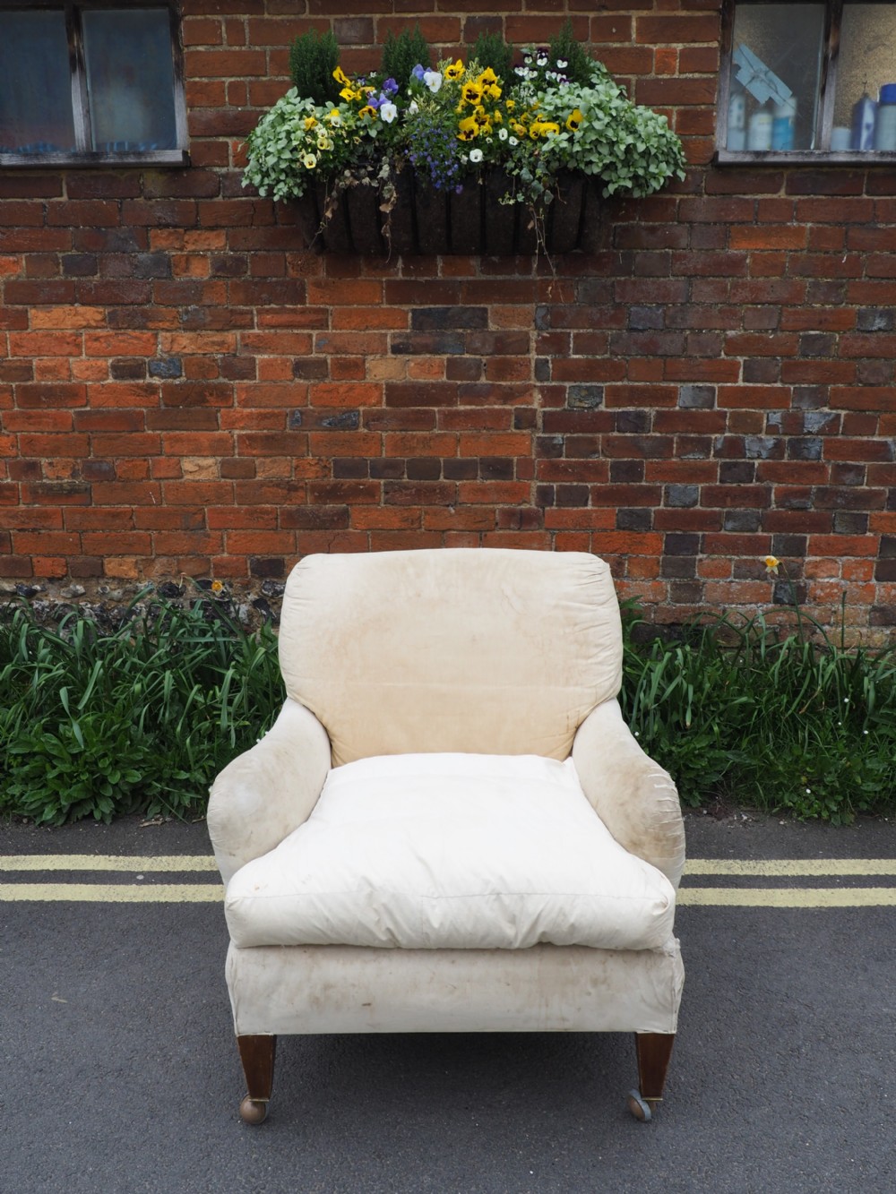 Howard Bridgewater style armchair View II