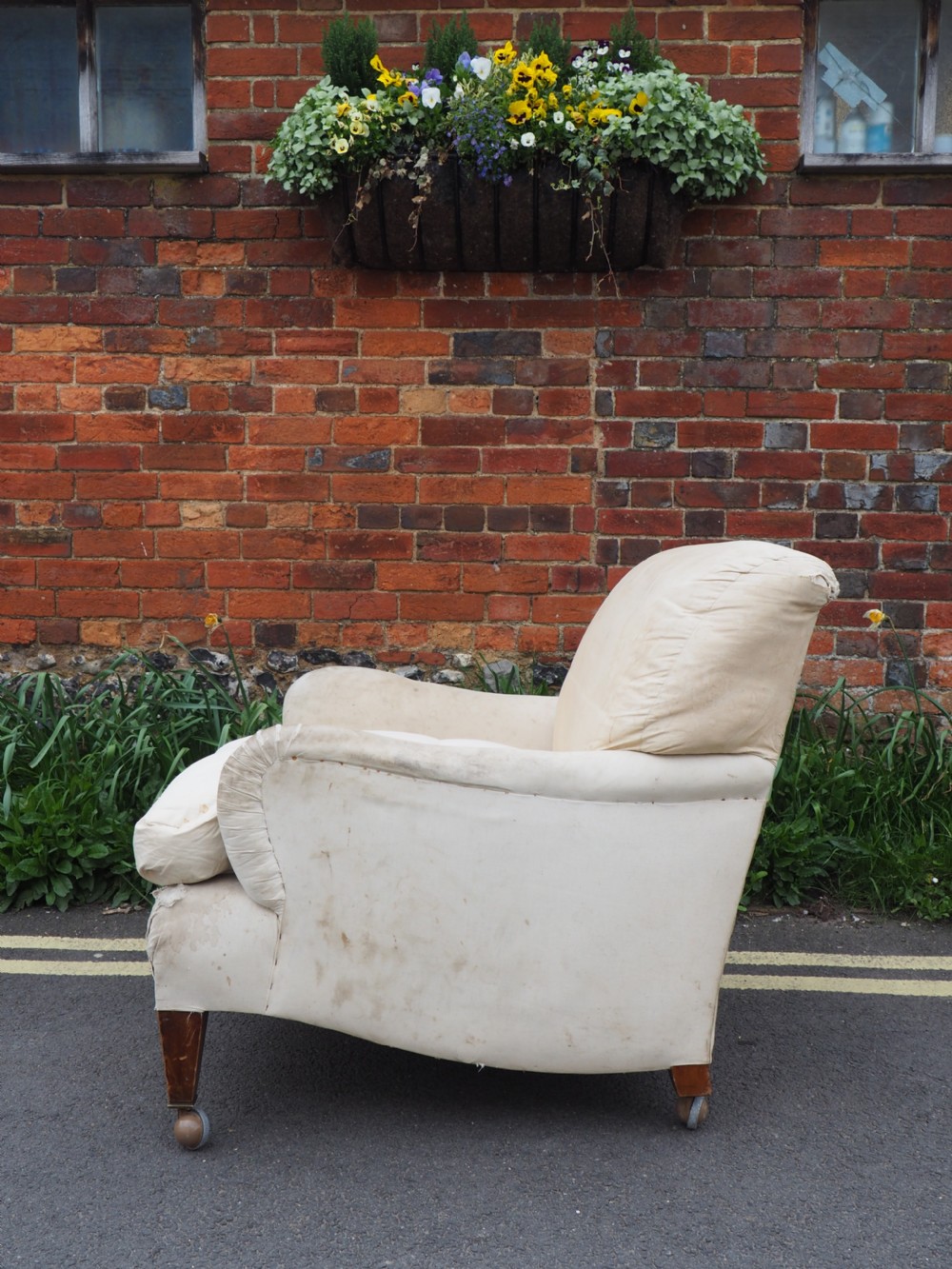 Howard Bridgewater style armchair View IV