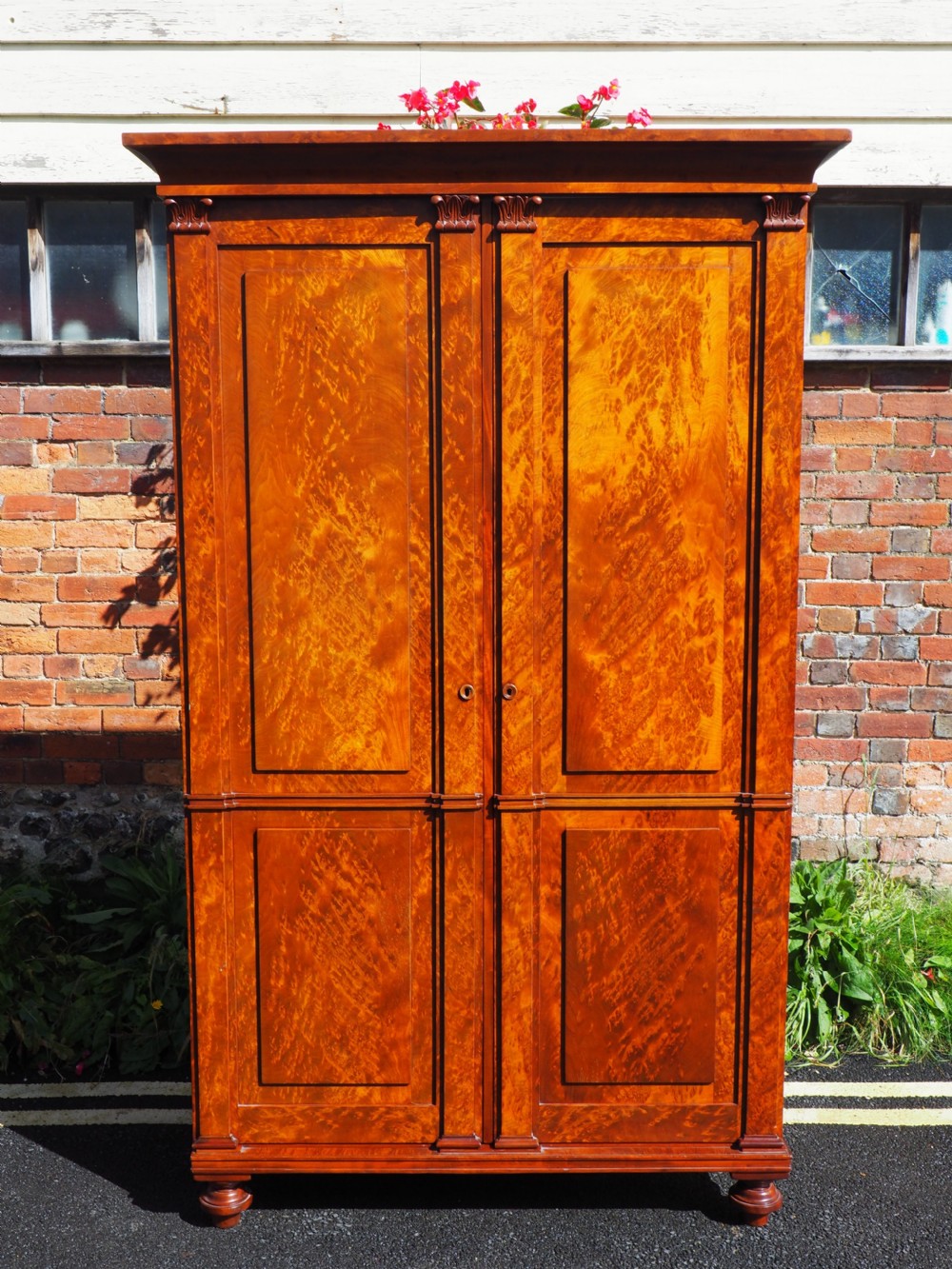Early Victorian Mahogany wardrobe