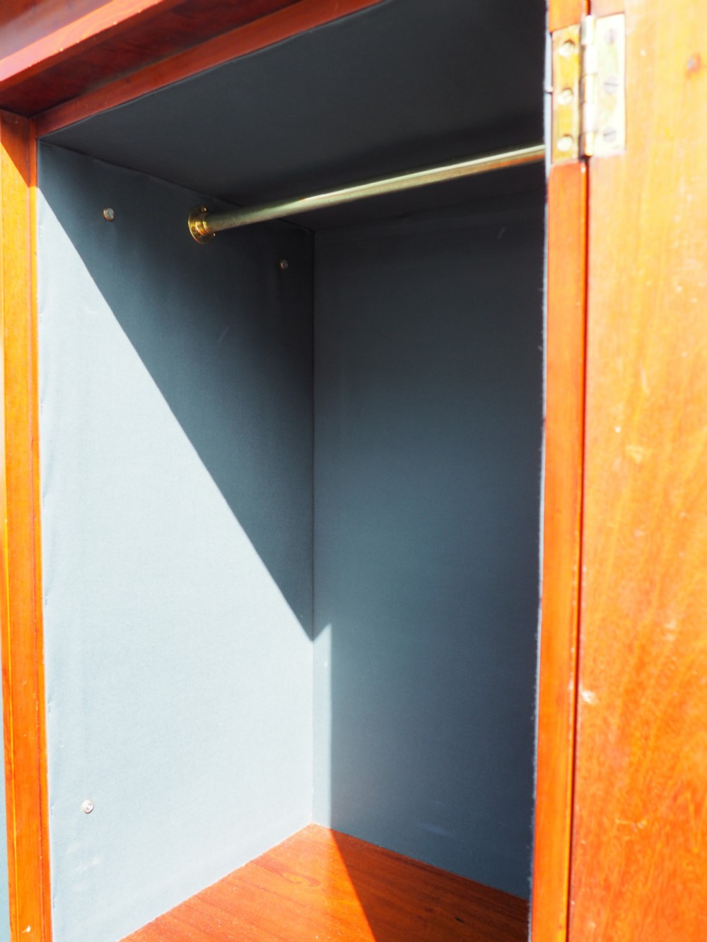 Early Victorian Mahogany wardrobe View VI