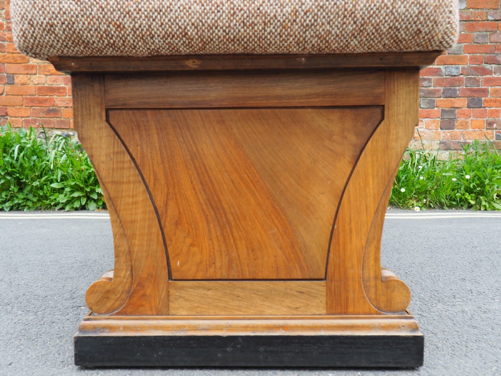 Large walnut bench View VII