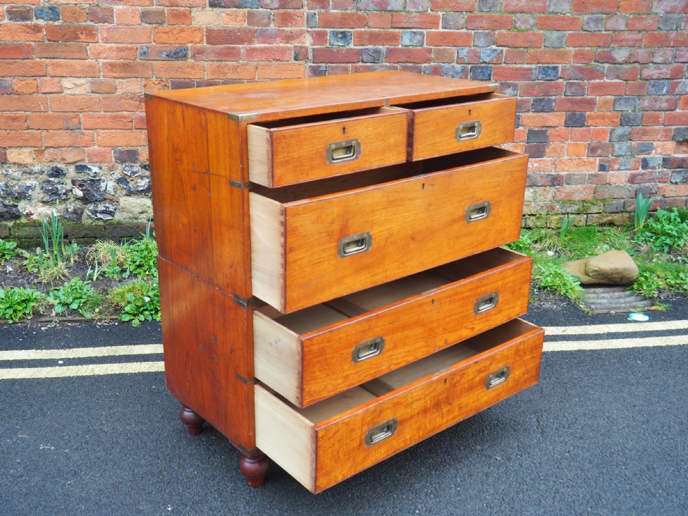 Teak military chest with cases View XVIII