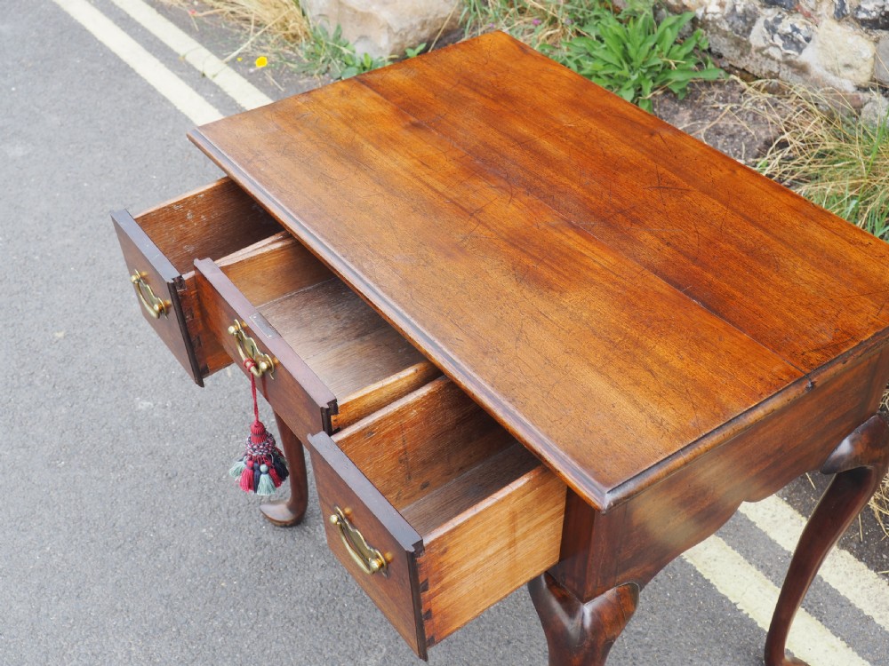 Georgian Mahogany lowboy View XV