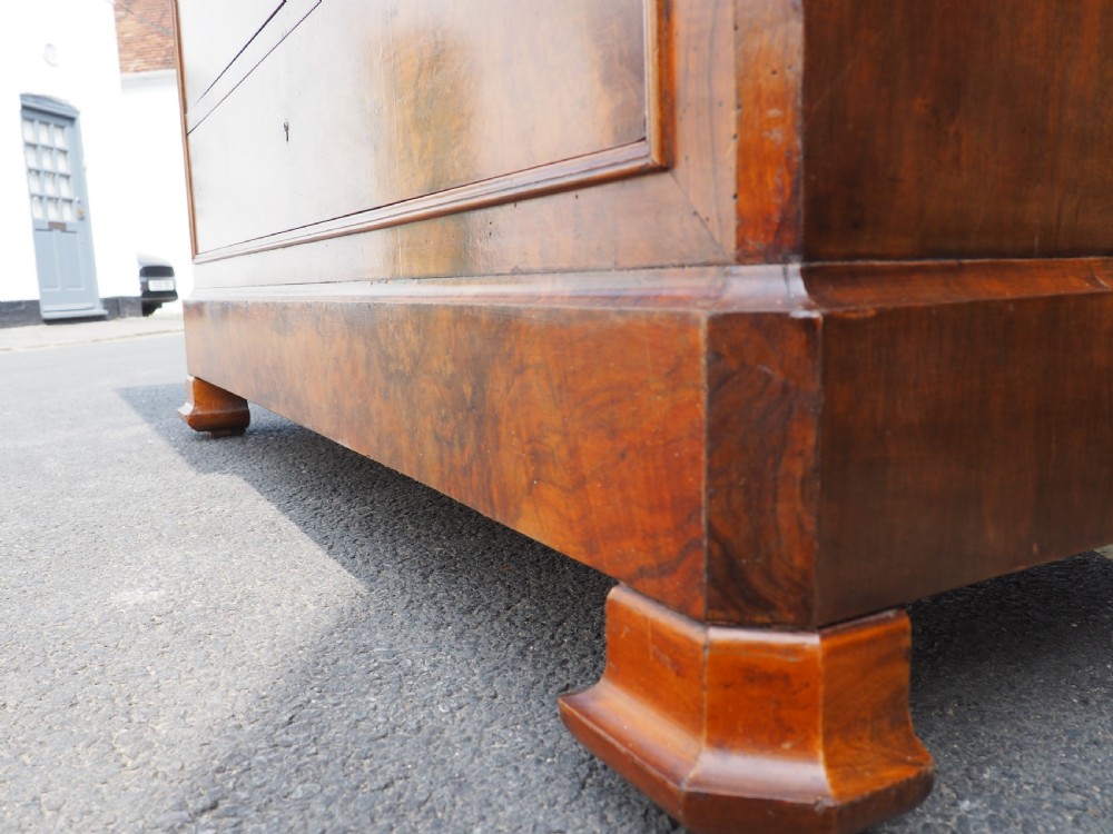 French Walnut Commode View XII
