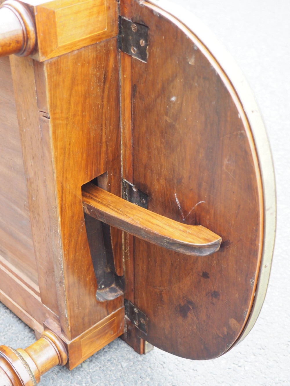 French inlaid table View XIX