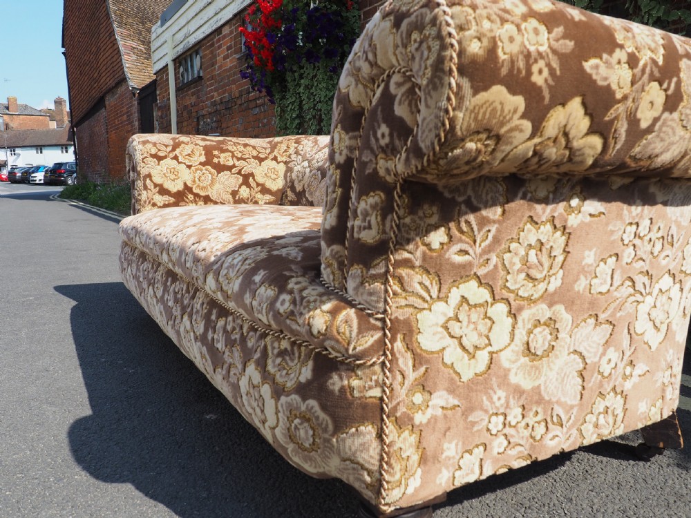Victorian Chesterfield View XI
