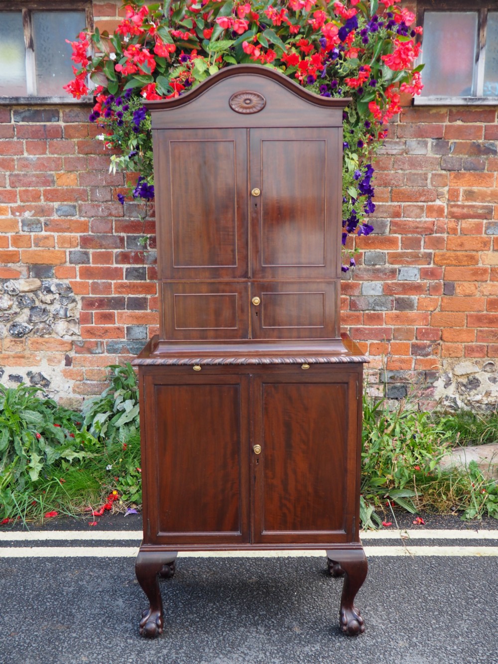 Waring and Gillow Mahogany drinks cabinet View II