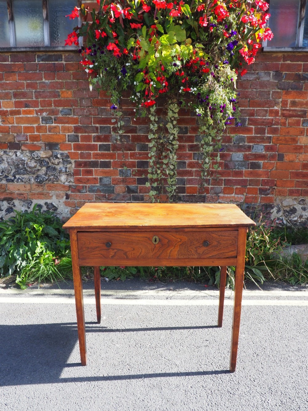 Early Nineteenth century table View VI