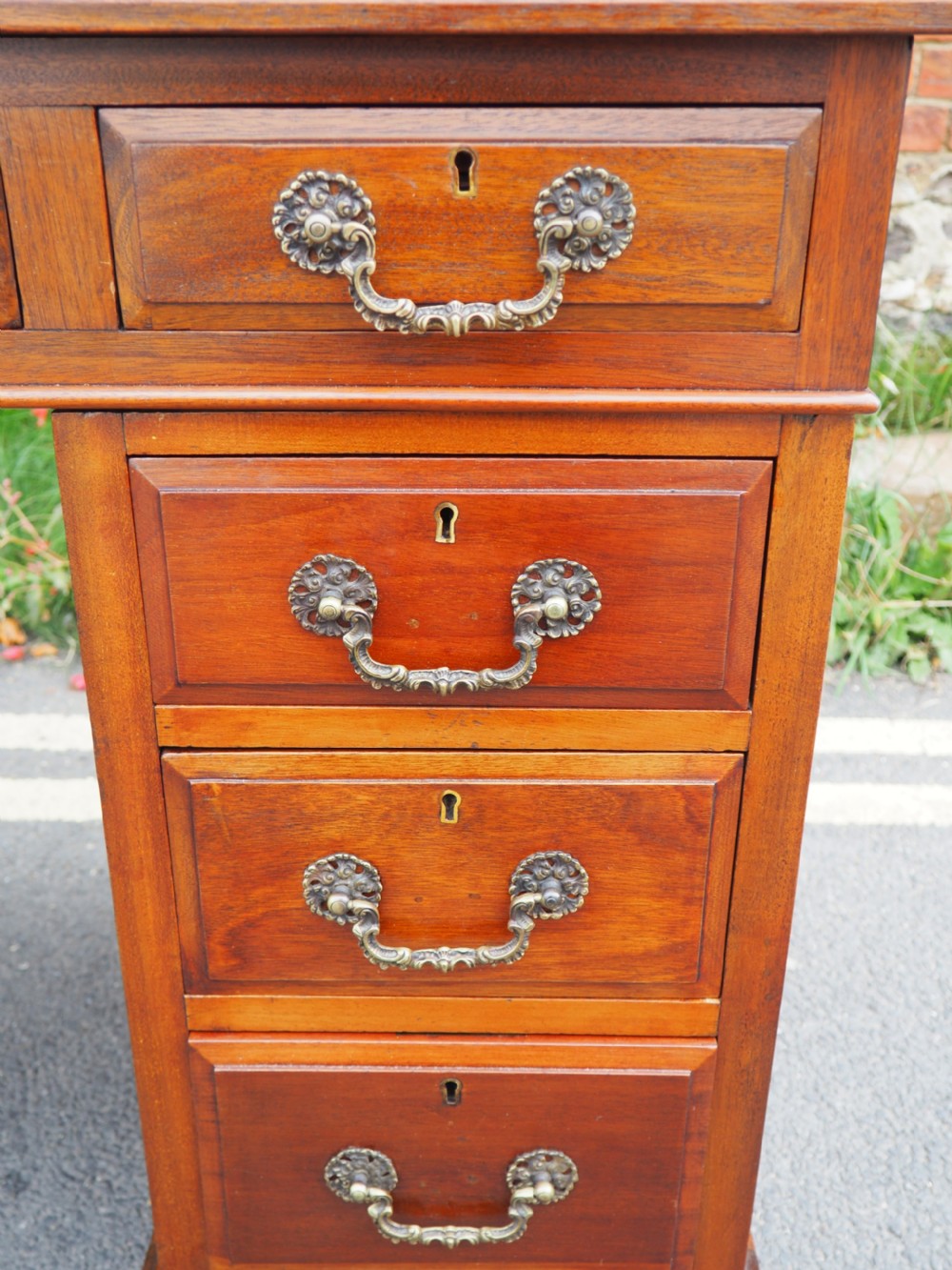 Late Victorian Mahogany pedestal desk View II