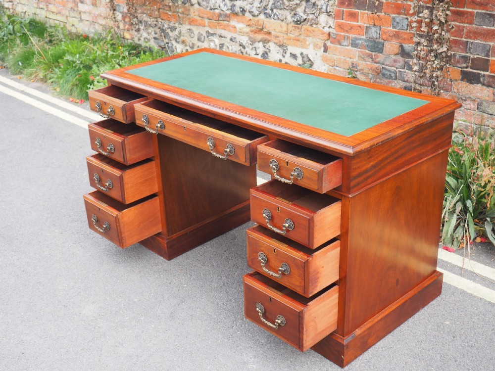 Late Victorian Mahogany pedestal desk View III