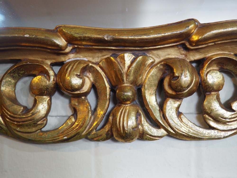 Carved giltwood mirror View IV