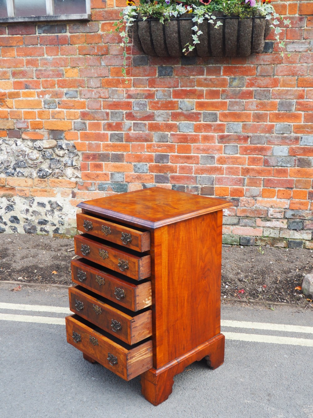 Small figured Walnut chest View VI
