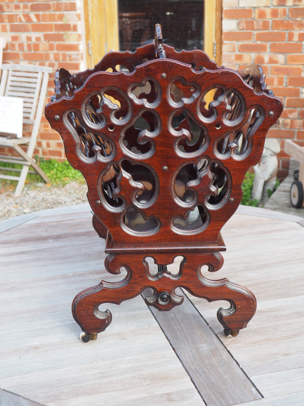 Victorian Rosewood Canterbury View II