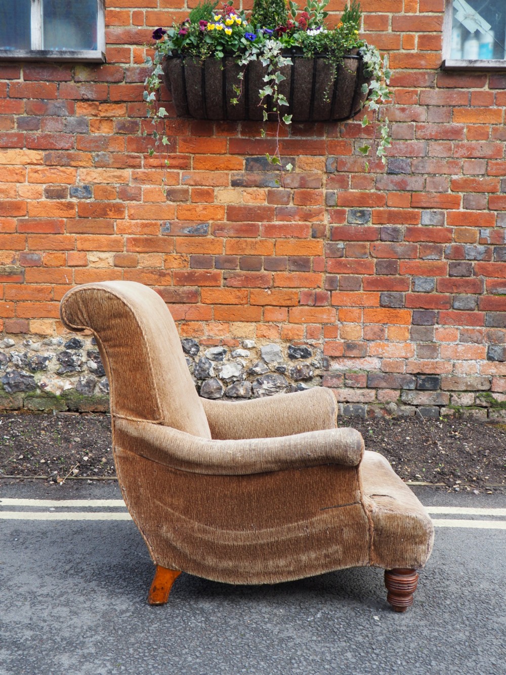 Late Victorian armchair View II