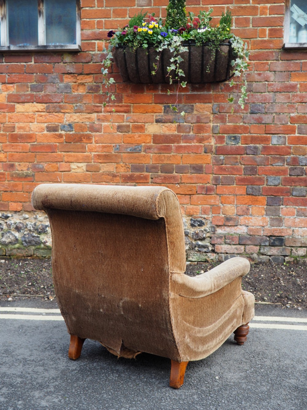 Late Victorian armchair View III