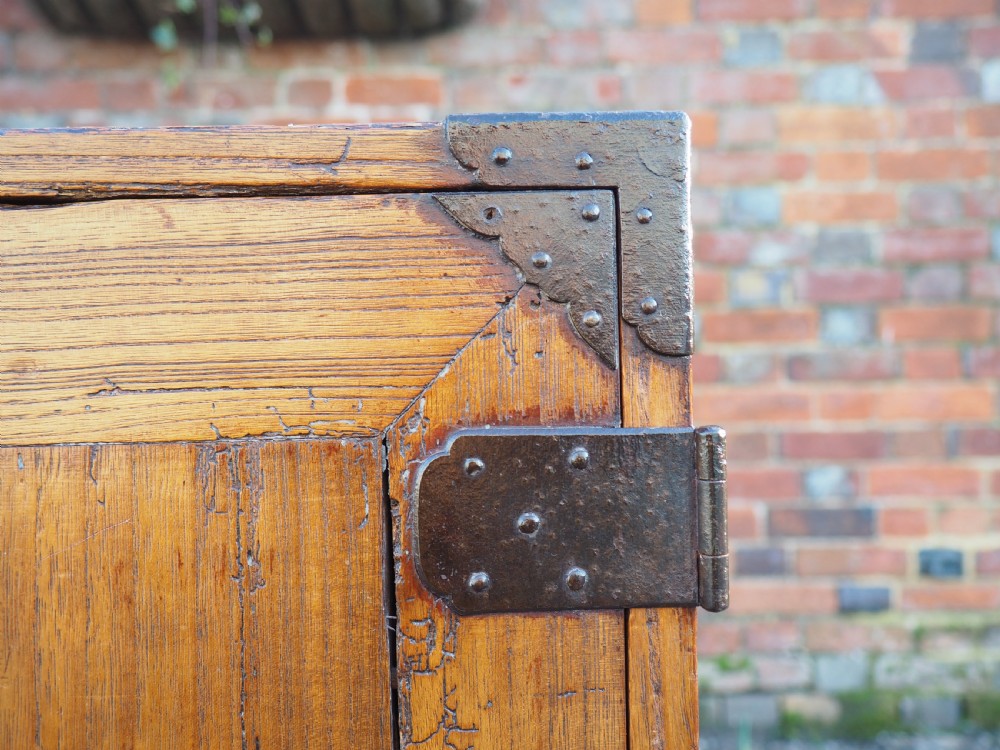 Japanese Elm Tansu chest View V