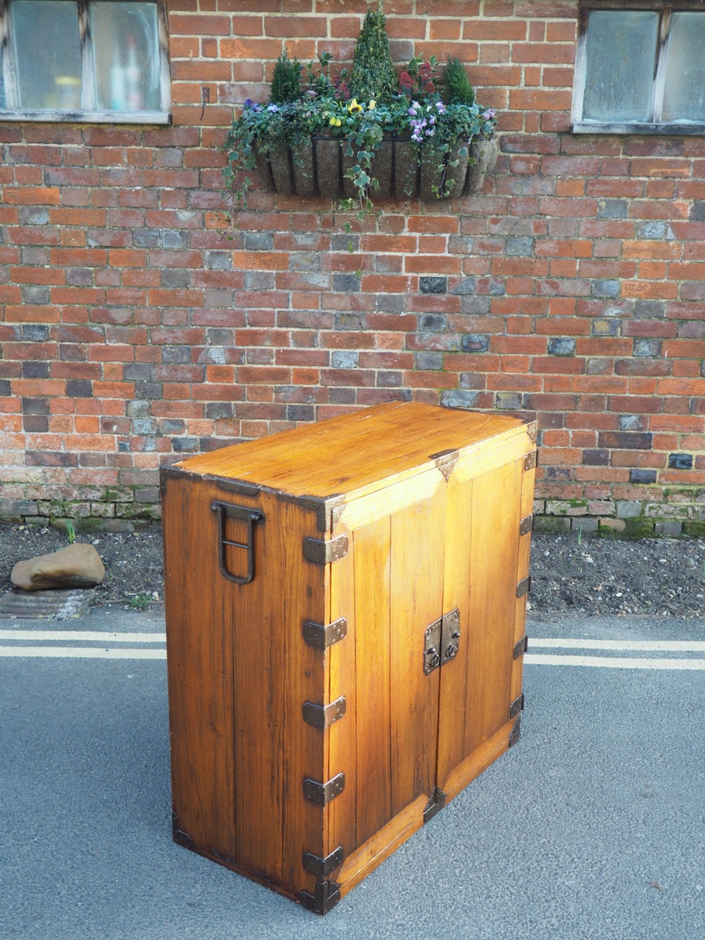 Japanese Elm Tansu chest View VII