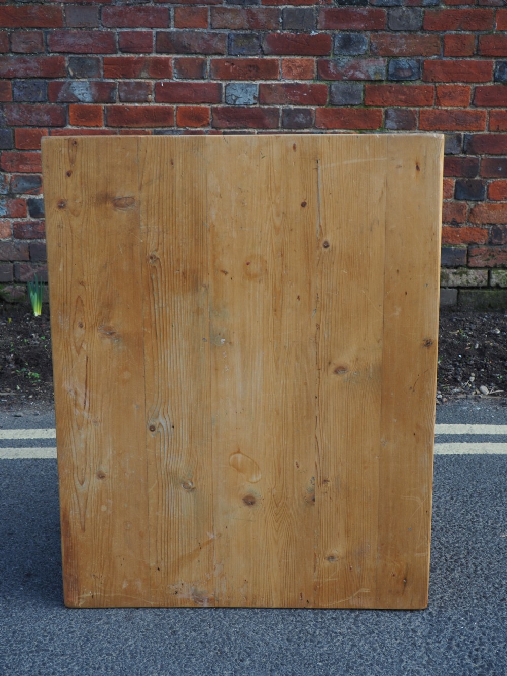 Small late Victorian Pine table View IV